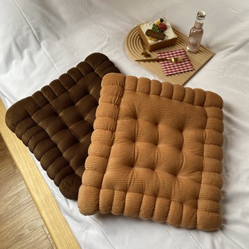餅干可愛柔軟創意辦公室學生宿舍榻榻米墊子靠腰加厚屁墊沙發墊