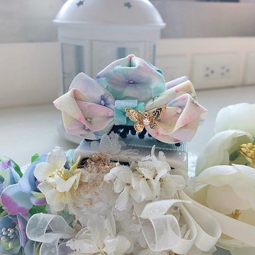 滿版花朵鑲鑽蝴蝶蝴蝶結小抓夾-黃綠色