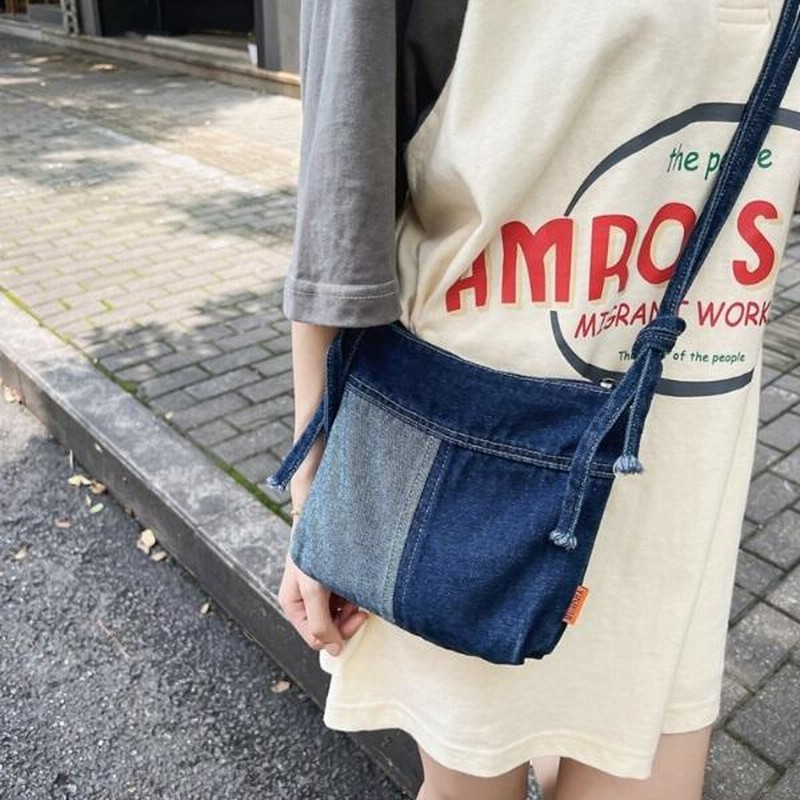ロラライハリス♡ブルーWデニム♡刺繍のサコッシュ♡ポシェット♡