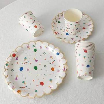 紙盤一次性生日布置甜品臺擺件展示架兒童派對餐具蛋糕碟子野餐盤