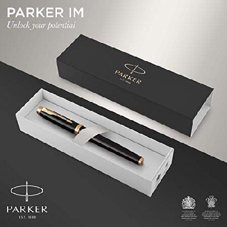 (Gift Box, Medium Nib, Black Lacquer Golden Trim) PARKER IM Fountain Pen, Black Lacquer Gold Finish Trim, Medium Nib with Blue Ink Refill (1931652)