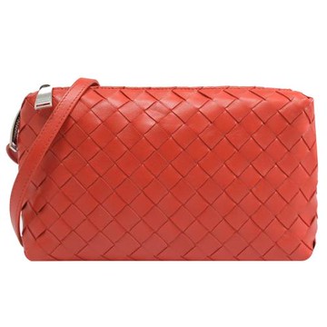 BOTTEGA VENETA 597329 經典編織羊皮拉鍊斜背包.亮紅