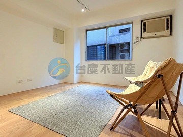 逢甲│全室翻新│2+1房+機上休旅車位│台中好房｜台中市西屯區櫻城一街