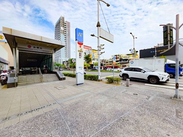 高雄火車站*興富發博愛*全新精緻裝潢兩房｜高雄市三民區博愛一路