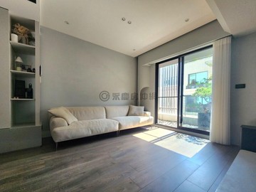 中西區皇龍｜質感裝潢兩房＋車位｜湖美藝朗｜台南市中西區中華西路二段