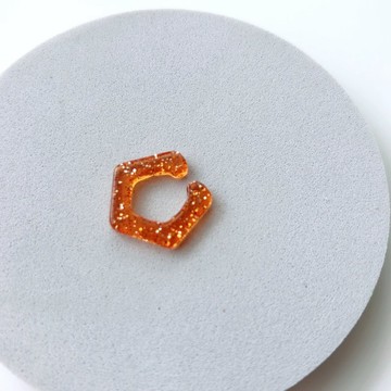 Mini pentagon Ear cuff - E84COG
