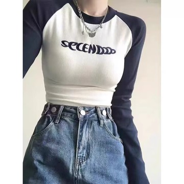 💕甜心大尺碼💕M-5XL 大尺碼純欲風螺紋長袖T恤女字母刺繡春秋季修身顯瘦短款露臍辣妹上衣潮