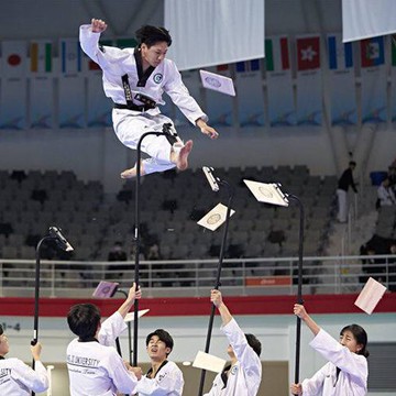 最低價 免運 跆拳道空翻特技架表演擊破架特技武術空翻訓練桿跆拳道踢印字小孩LL1290