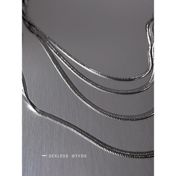 yyds 簡約冷淡風多層疊戴銀色蛇骨項鏈女冬鎖骨鏈2025年新款潮男