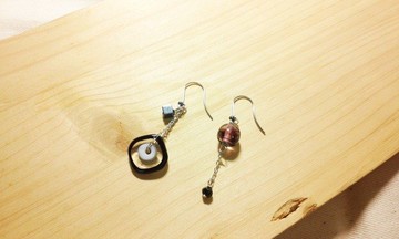 柚子林琉璃 不對稱設計款 - 摩登幾何風 -時尚黑x白 可改夾式