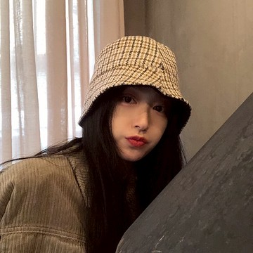 千鳥格雙面漁夫帽女秋冬韓版百搭日系復古文藝顯臉小遮臉小檐盆帽1入