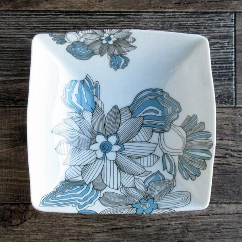 線画 花柄スクエアサラダボウル 21 6cm Zuanka ズアンカ ザンカ 北欧風 ペン画 四角い鉢 ボール 花 葉 リーフ 深皿 パスタ サラダ 通販 Lineポイント最大0 5 Get Lineショッピング