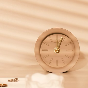 【空氣選物】枕邊煙硝🤎水泥靜音時鐘 淺棕色款 簡約 小時鐘 床頭擺飾  靜音機芯 時鐘