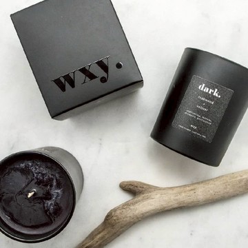 英國製 wxy 經典黑蠟燭 dark.柚木&岩蘭草 200g
