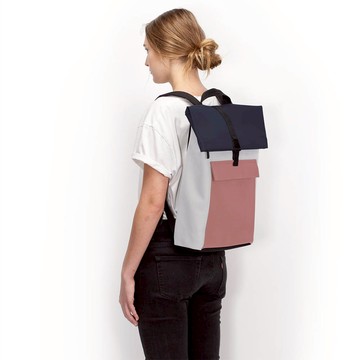 Ucon Acrobatics Jannik Medium Lotus Infinity 後背包 - 冰川銀 / 玫瑰粉