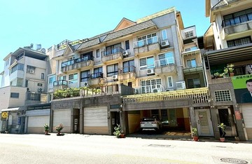 鳳頂 / 桂林商圈∣近88雙併車庫大透天店墅｜高雄市鳳山區田中央路