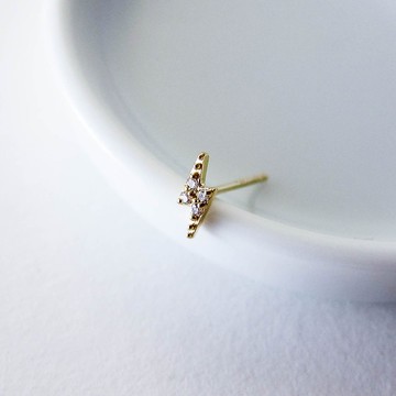 耳針 18K 閃電耳環 鑽石耳環 黃K金 玫瑰金 白K金 可戴洗澡