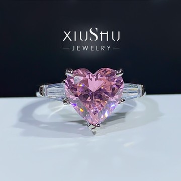 新品簡約鋯石愛心戒指女 彩寶復古款戒指首飾 鍍18K金祖母綠戒子