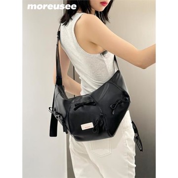 木與石大容量斜挎包設計感小眾休閑通勤單肩包女款時尚百搭牛角包