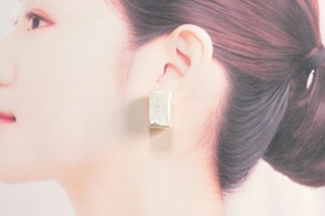 樹脂藝術 長方形耳環・白色素緞