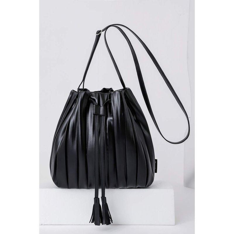 earth musicecology Pleats Drawstring Bag Book-BLACK- (宝島社ブランドブック)