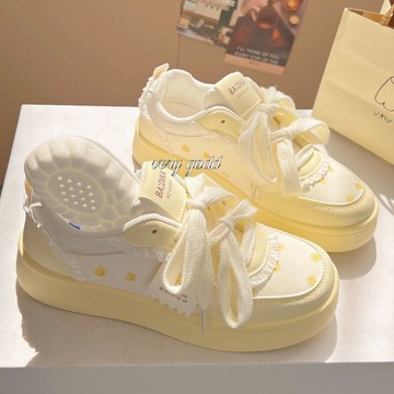 女休閒鞋2025配女闊腿褲百搭不纍腳厚底麵包鞋夏季小白鞋透氣新款女鞋 慢跑鞋 增高鞋 板鞋 布鞋 氣墊鞋 韓系鞋 久站鞋