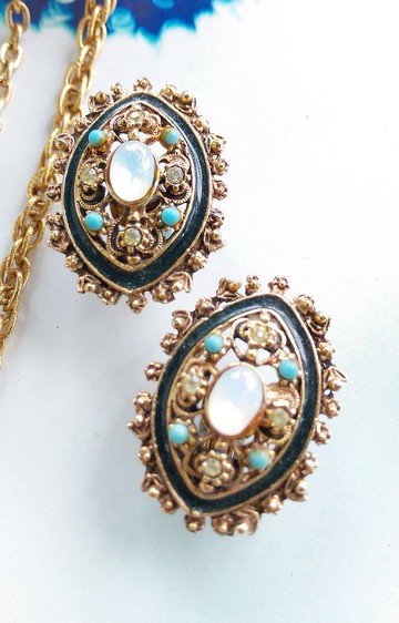 【西洋古董飾品 】FLORENZA Moonlight Sonata  夾式耳環