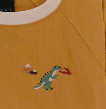 Dinosaur T rex - 刺繡 / 黃芥末色 // 長袖上衣 / S
