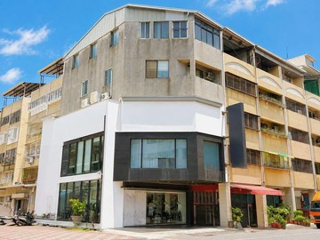 市場稀有釋出東區南紡生活圈8米面寬三角窗店住｜台南市東區怡東路