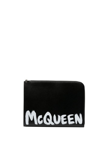 Alexander McQueen - logo-print zip wallet - women - Calf Leather - One Size - Black