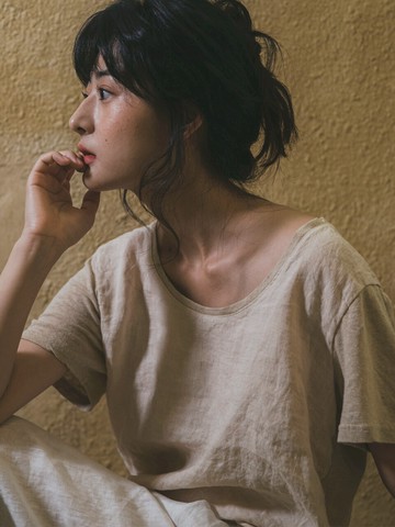 Linen Short Sleeves T-shirt (3 Colors)