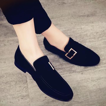 冬季青年高級感商務正裝休閑皮鞋男士百搭磨砂皮懶人一腳蹬豆豆鞋