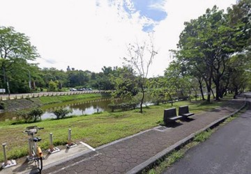 ⭐鳥松｜澄清湖畔｜三代同堂雙車庫電梯別墅 ｜高雄市鳥松區濱湖路