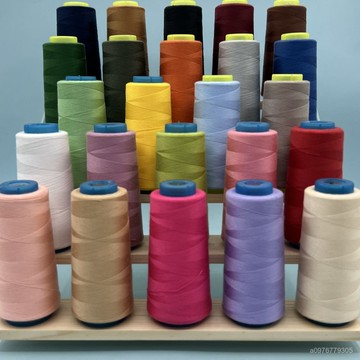 臺灣出貨⚡【1413次迴購】2000米大捲40/2彩色家用縫紉綫 適用於家庭手工或家用/工業縫紉機 VQOD
