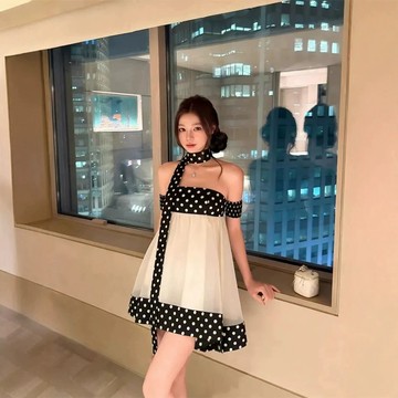 法式洋裝 富家千金波點拼接連衣裙 2026年夏季新款洋裝 甜美可愛抹胸小個子短裙 娃娃裙 波點裙