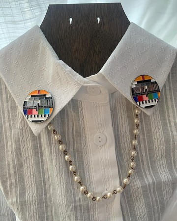 2 ways collar pin