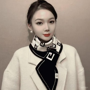 小圍巾女款爆款2025新款圍脖護頸女秋冬季保暖洋氣加厚高檔披肩