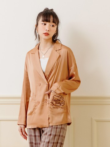 KITTY妝可愛系列．光澤感緞面翻領雙排釦西裝外套
