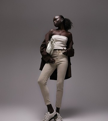Topshop Petite Jamie jeans in sand-Neutral