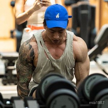 【精品男裝】健身運動背心男士夏訓練破洞短無t袖男潮寬鬆jioyh 1HGH