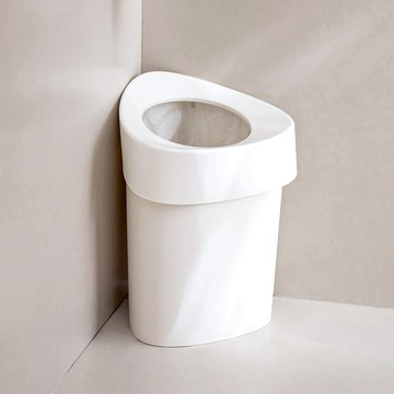 日本 霜山 簡約風三角形轉角垃圾桶(附垃圾袋30張)-5L - 典雅白