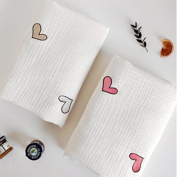 起皺三層棉紗 服裝布料 進口布料 甜蜜桃心刺繡系列 CT2998