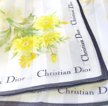 Christian Dior 復古黃色花卉手帕 - 棉絲綢 19 x 18 英吋