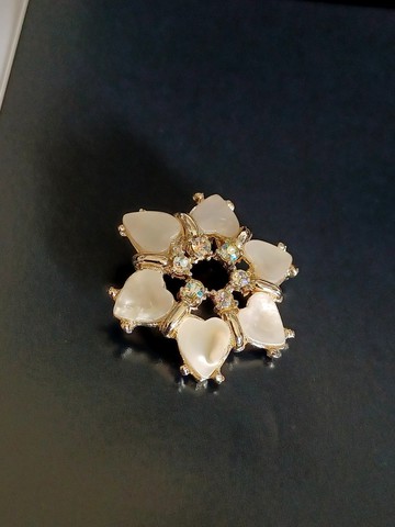 vintage jewelry  典雅心形珍珠母貝小花 別針 胸針