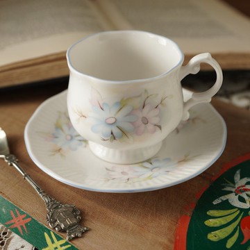 英國Royal Devon雙色粉嫩花朵細骨瓷茶杯/咖啡杯組