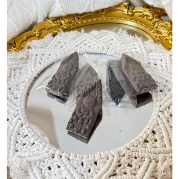 泰國聖物 阿贊班迪 黑貓冥夢通靈塔香 泰國黑貓師傅 黑貓塔香 泰國塔香 招財 人緣提升 魅力提升 事業 愛情 好運 塔香