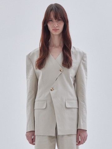 Twist Button V-neck Jacket [Beige]