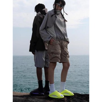 亞束破繭運動拖鞋踩屎感覺醒外星人一字拖星艦洞洞鞋云鏡涼拖鞋