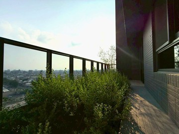 浩瀚湖濱城｜朝南視野｜高樓層宜居陽台｜大三房平車｜台中市東區進德路