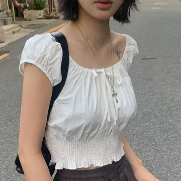 韓系chic夏一字肩小眾別致漂亮小衫修身顯瘦收腰短款泡泡袖上衣女
